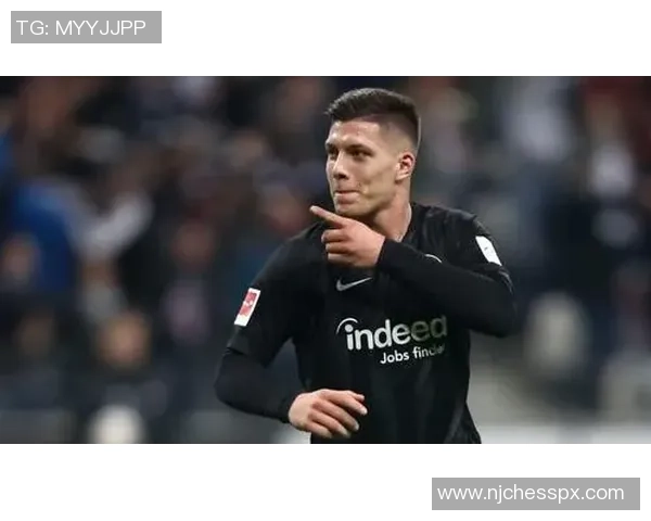 塞尔维亚足球明星约维奇的辉煌历程与未来展望